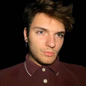 Meet your Posher, Dominic